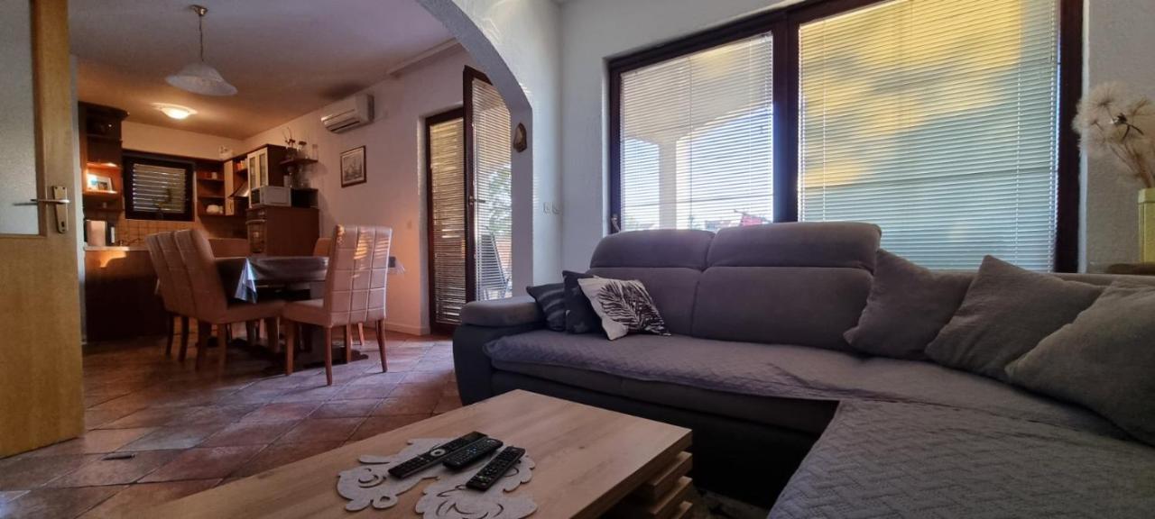 Luka Apartmán *